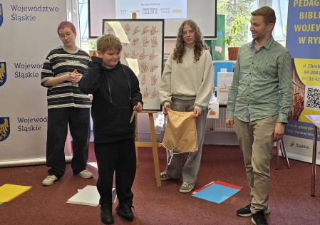 Migać znaczy rozumieć – dzieci odkrywają język, który łączy ludzi