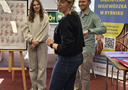 Migać znaczy rozumieć – dzieci odkrywają język, który łączy ludzi