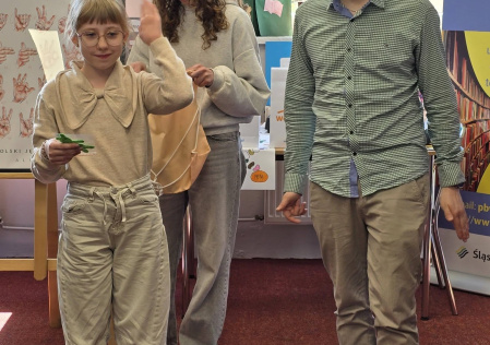 Migać znaczy rozumieć – dzieci odkrywają język, który łączy ludzi