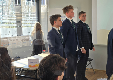 Młodzi mówią, my słuchamy. Debata oksfordzka w Rybniku jako lekcja życia