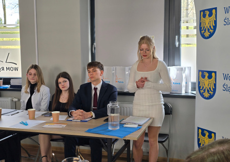 Młodzi mówią, my słuchamy. Debata oksfordzka w Rybniku jako lekcja życia