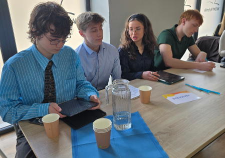 Młodzi mówią, my słuchamy. Debata oksfordzka w Rybniku jako lekcja życia