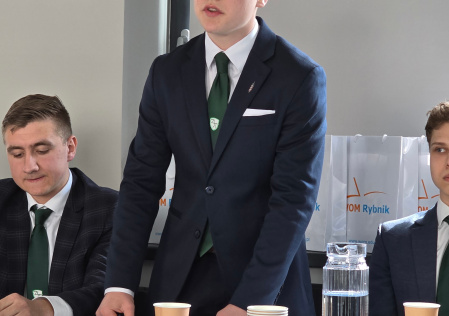 Młodzi mówią, my słuchamy. Debata oksfordzka w Rybniku jako lekcja życia